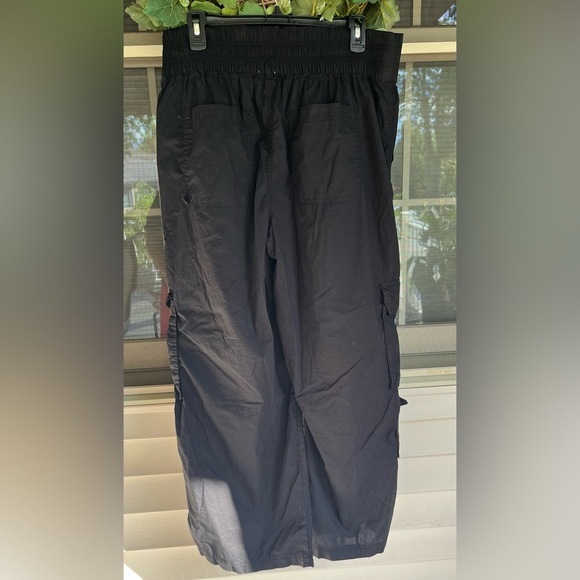 Aerie Black Cargo Wide Leg Pants elastic waist Size L Regular - Picture 4 of 9